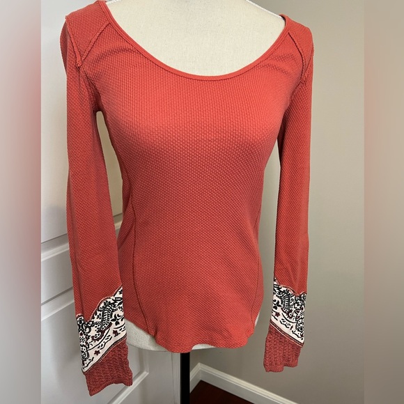 NWOT Free People Bandana Cuff Thermal Top Size XS - Picture 3 of 11